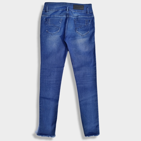 Wrangler Mid-Rise Skinny Jeans - Picture 3 of 6